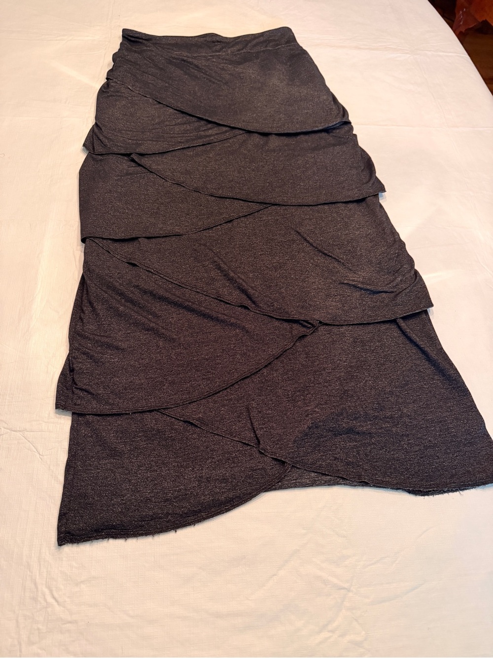 Athleta Charcoal Heathered Stretchy Layered Skirt